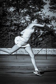 Ausschnitte 2420 - Sport-Shop Hiller Open